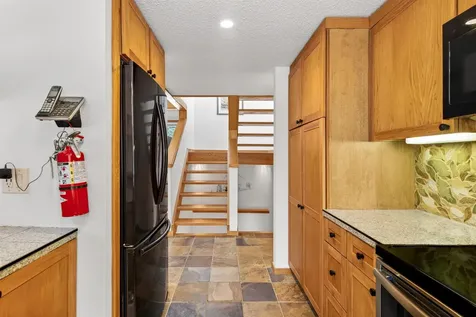 74 Pond View Road Winhall VT 05340