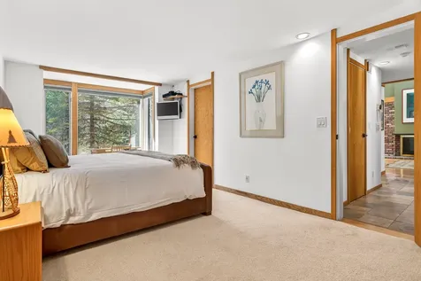 74 Pond View Road Winhall VT 05340