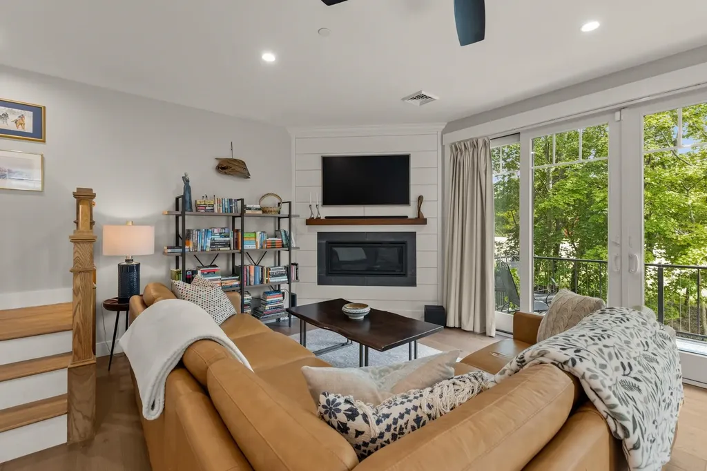 28 Little Bay Drive Dover NH 03820