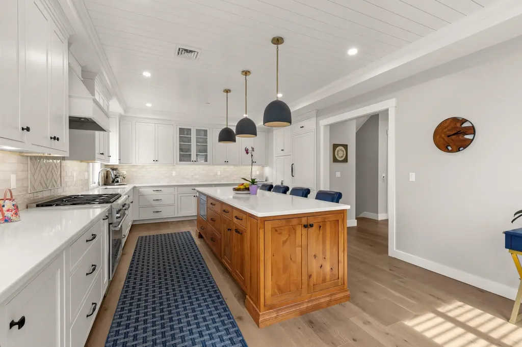 28 Little Bay Drive Dover NH 03820