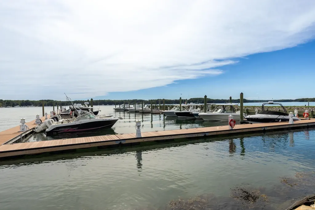 28 Little Bay Drive Dover NH 03820