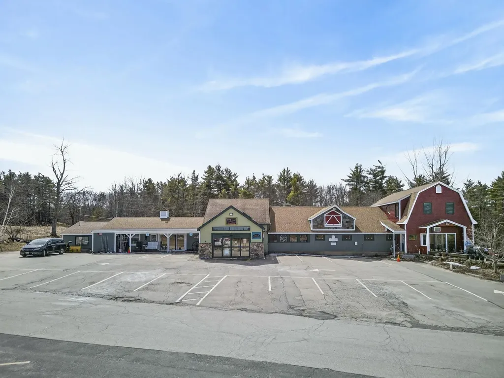 16 Colls Farm Road Jaffrey NH 03452