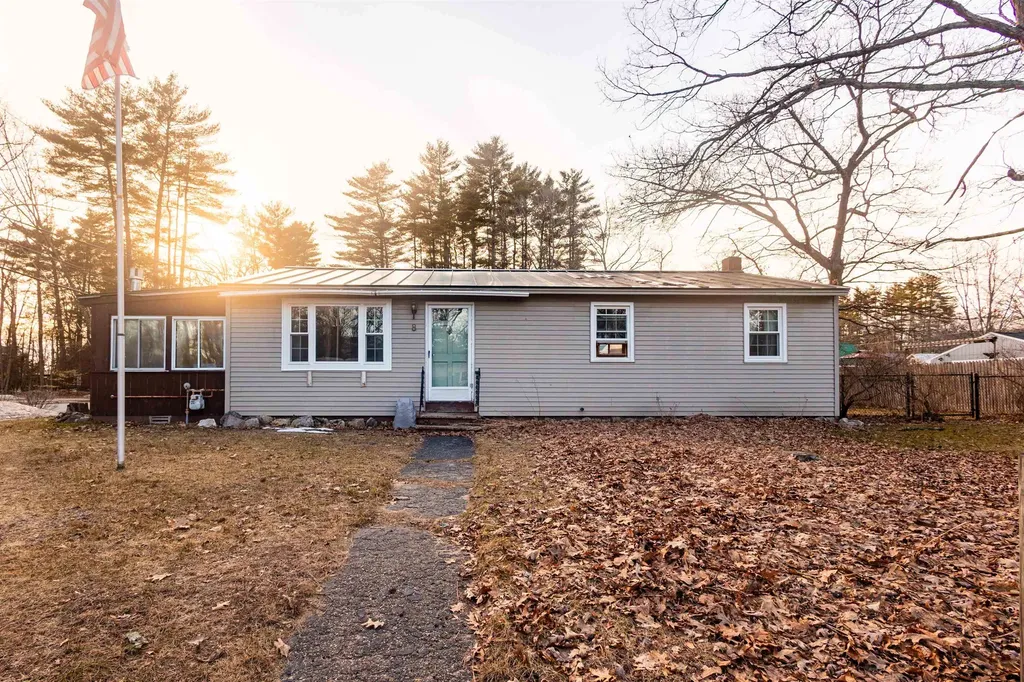 8 Randlett Street Concord NH 03303