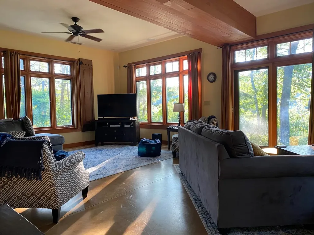 150 Woodcrest Springfield NH 03284