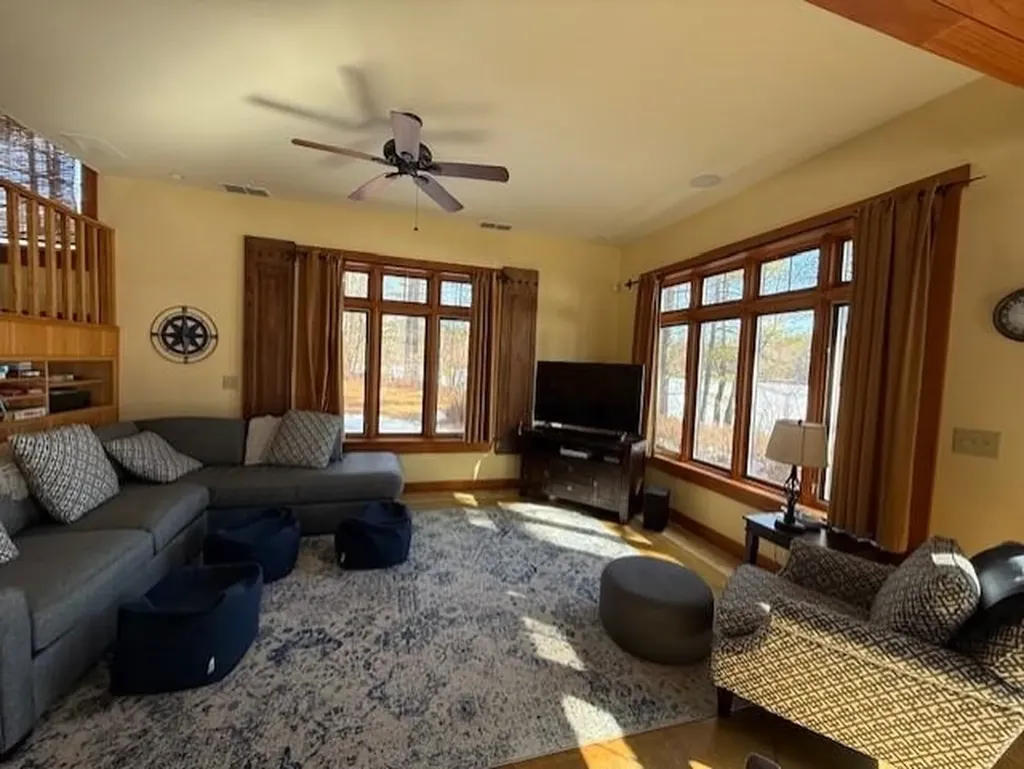 150 Woodcrest Springfield NH 03284