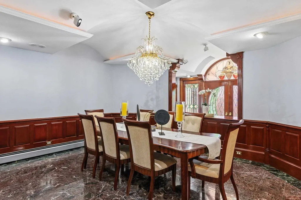 143 High Ridge Road Manchester NH 03104