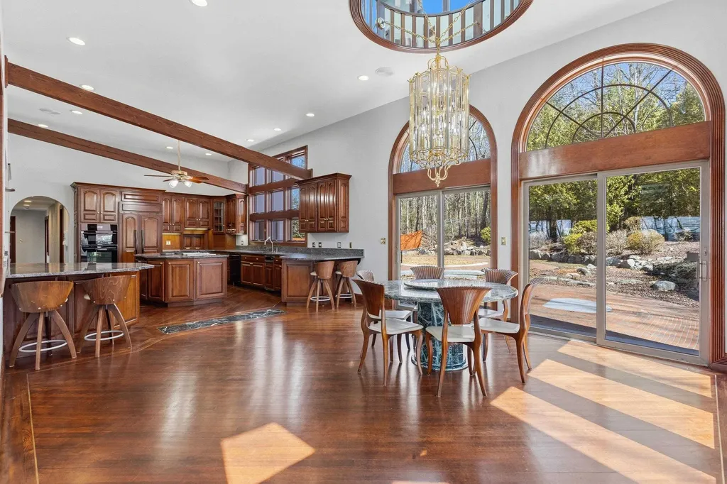 143 High Ridge Road Manchester NH 03104