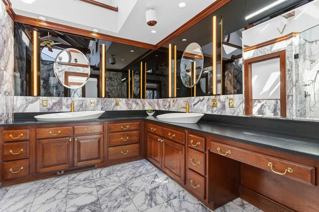 143 High Ridge Road Manchester NH 03104