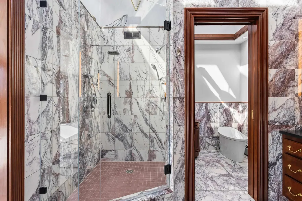 143 High Ridge Road Manchester NH 03104