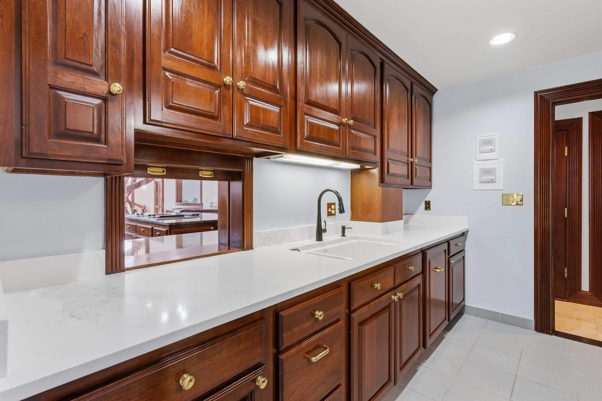 143 High Ridge Road Manchester NH 03104