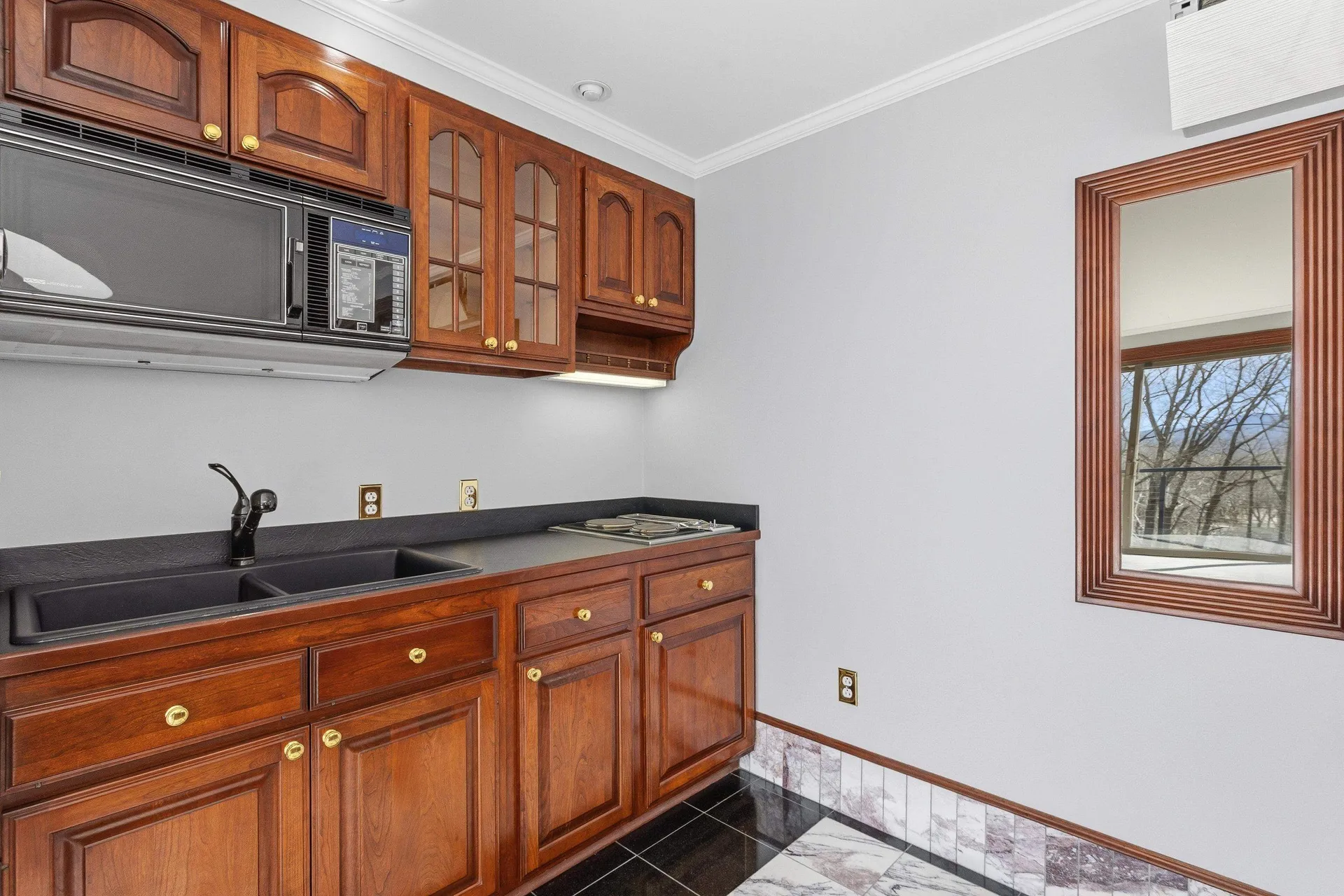 143 High Ridge Road Manchester NH 03104