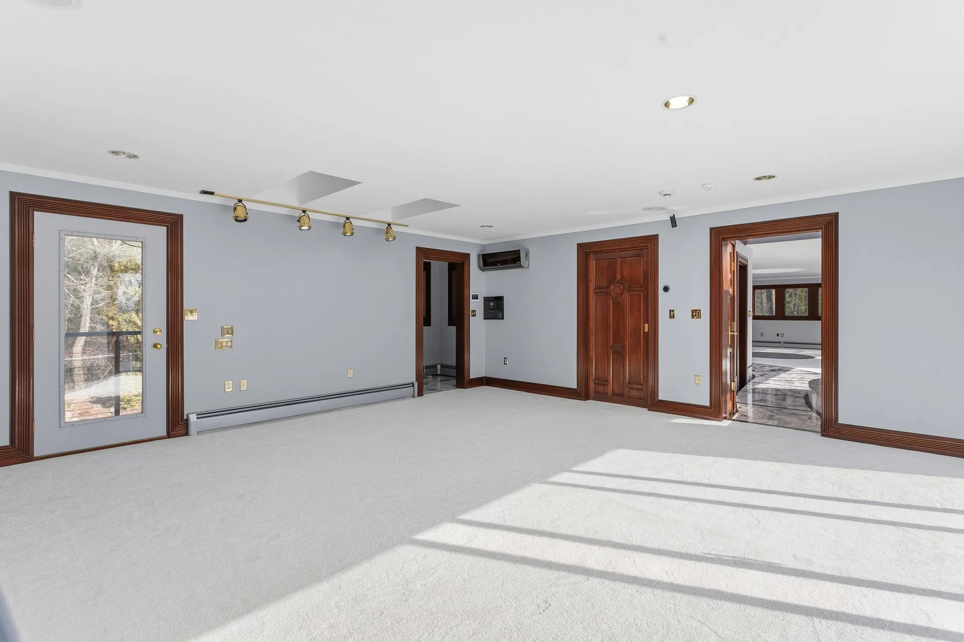 143 High Ridge Road Manchester NH 03104