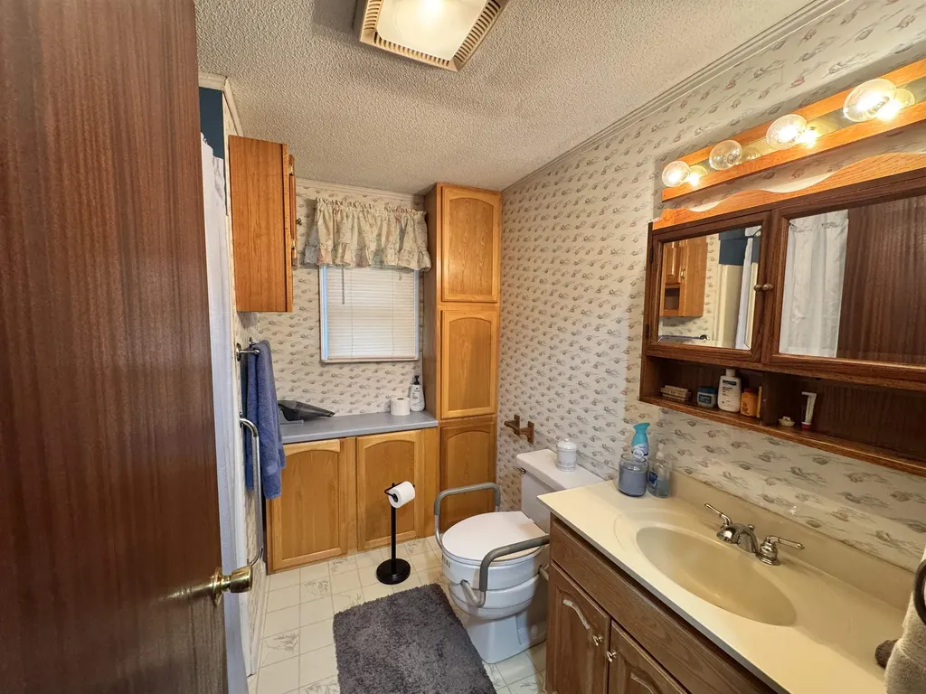 2849 Dartmouth College Highway Haverhill NH 03774