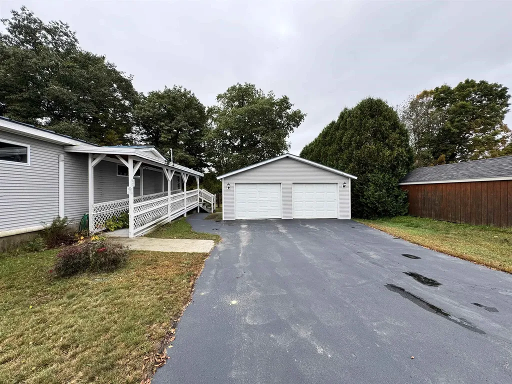 2849 Dartmouth College Highway Haverhill NH 03774