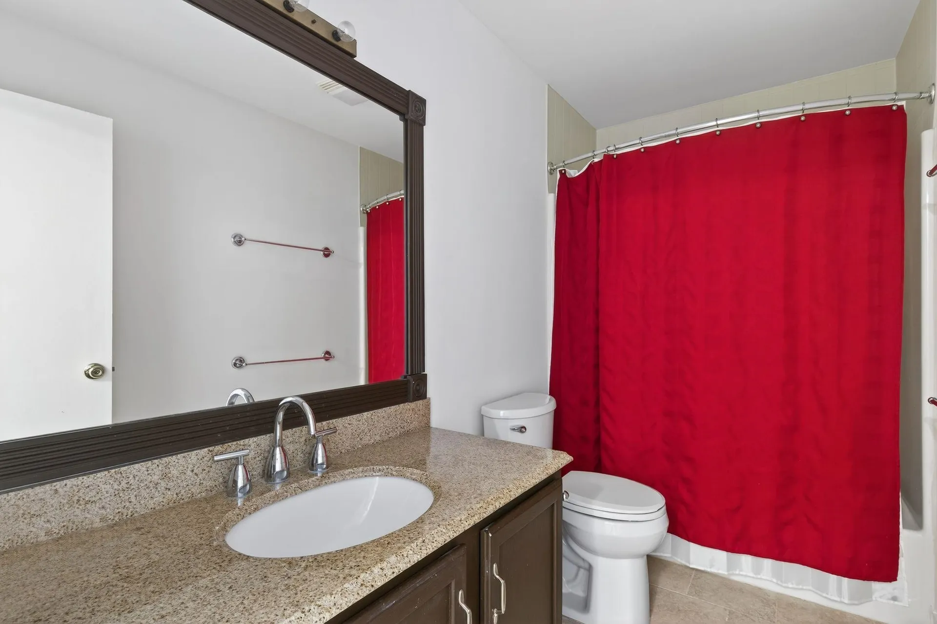 93 Dunvegan Woods Hampton NH 03842