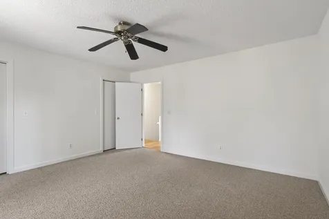 93 Dunvegan Woods Hampton NH 03842