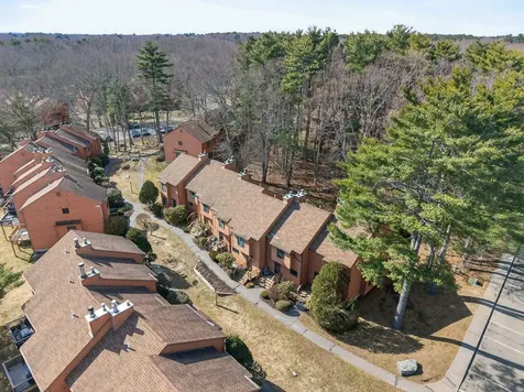 93 Dunvegan Woods Hampton NH 03842