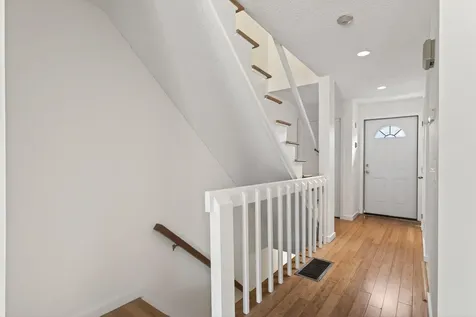 93 Dunvegan Woods Hampton NH 03842