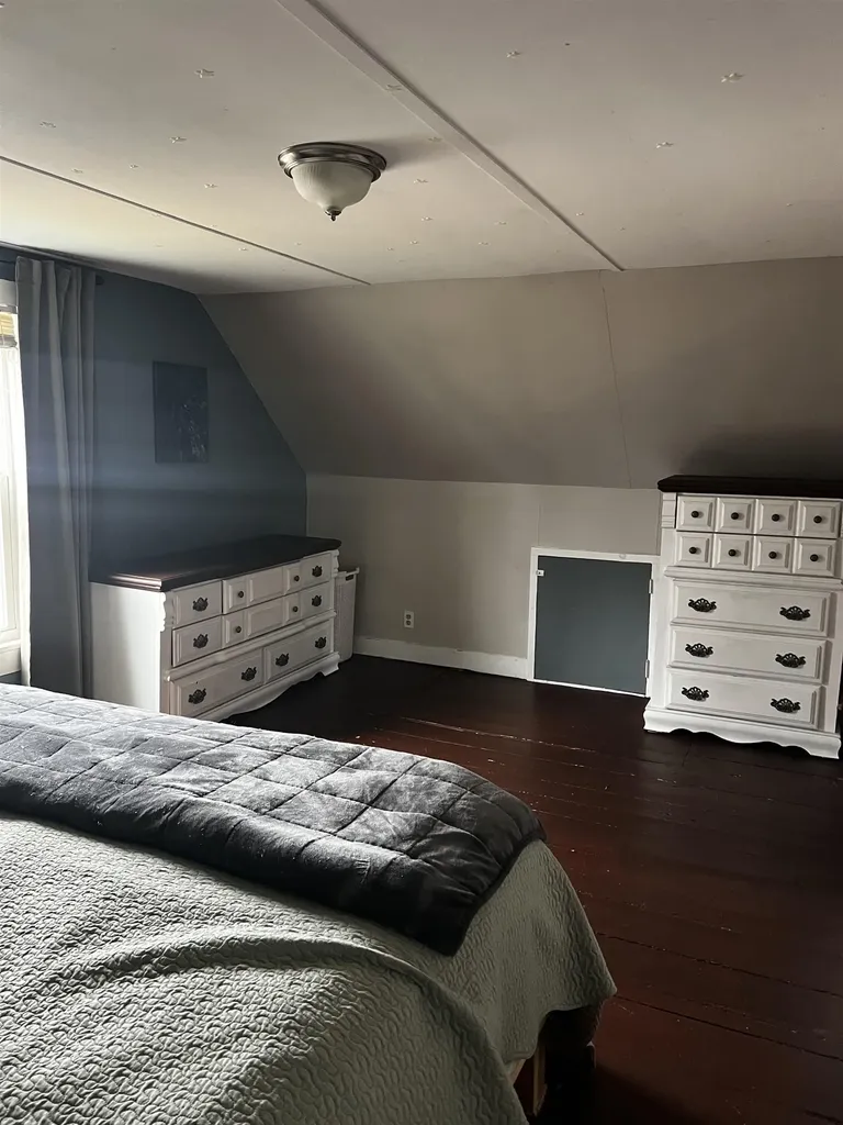 60 Circular Avenue Wallingford VT 05773