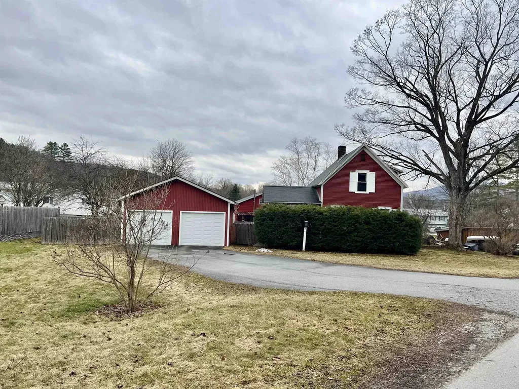60 Circular Avenue Wallingford VT 05773