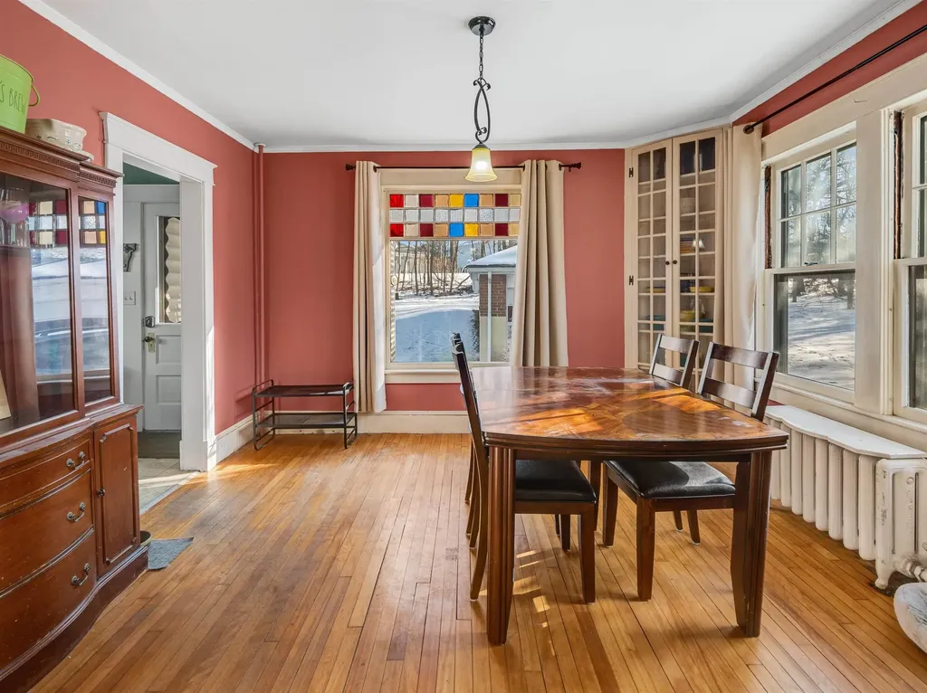 64 Bellevue Avenue Rutland City VT 05701