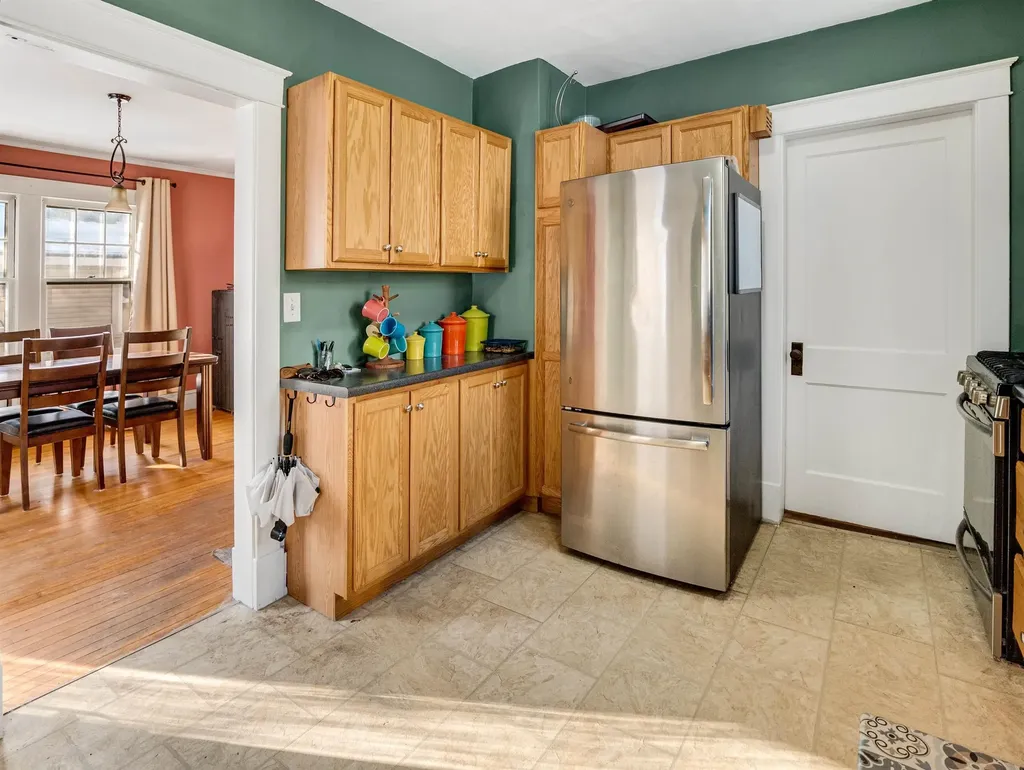 64 Bellevue Avenue Rutland City VT 05701