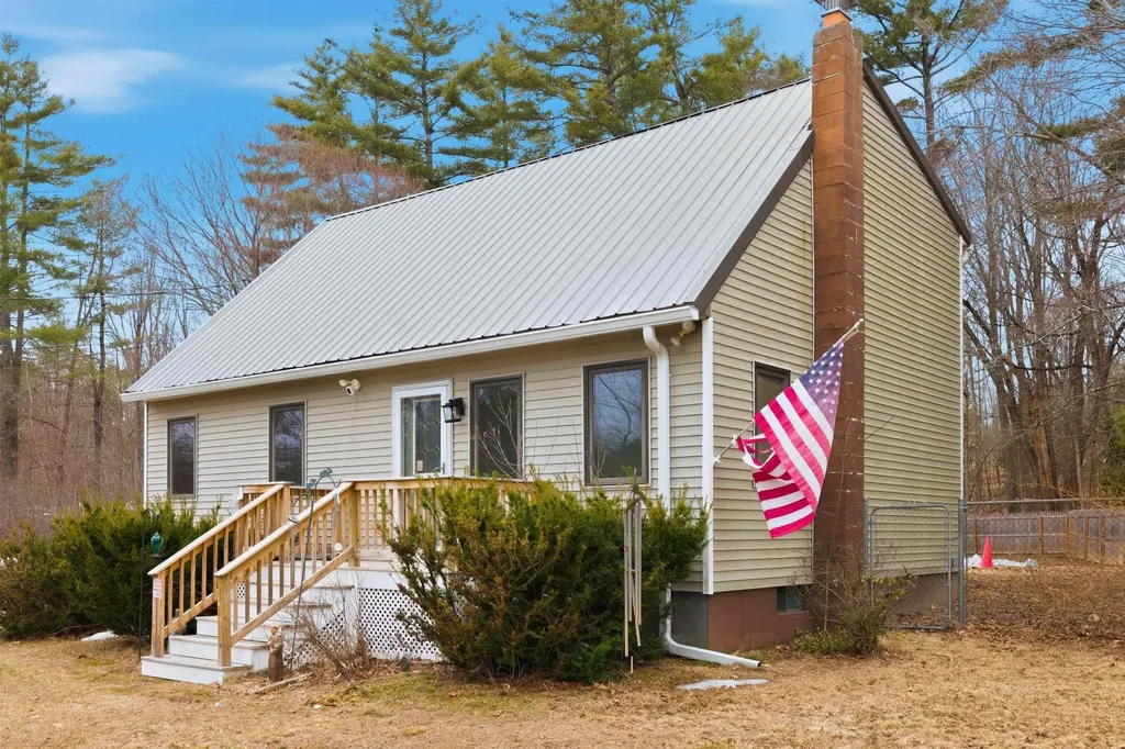 299 Concord Road Northfield NH 03276