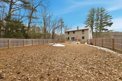 299 Concord Road Northfield NH 03276