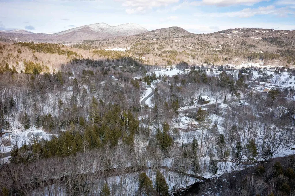 4 Street Martins Drive Jackson NH 03846