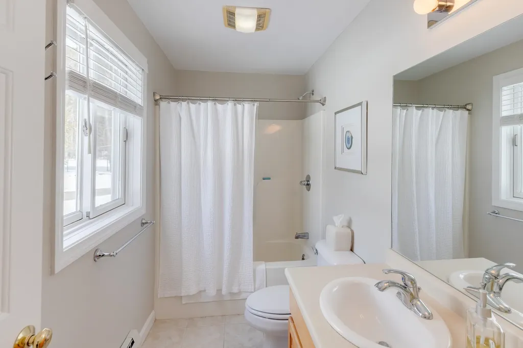 5 White Oak Lane Lincoln NH 03251