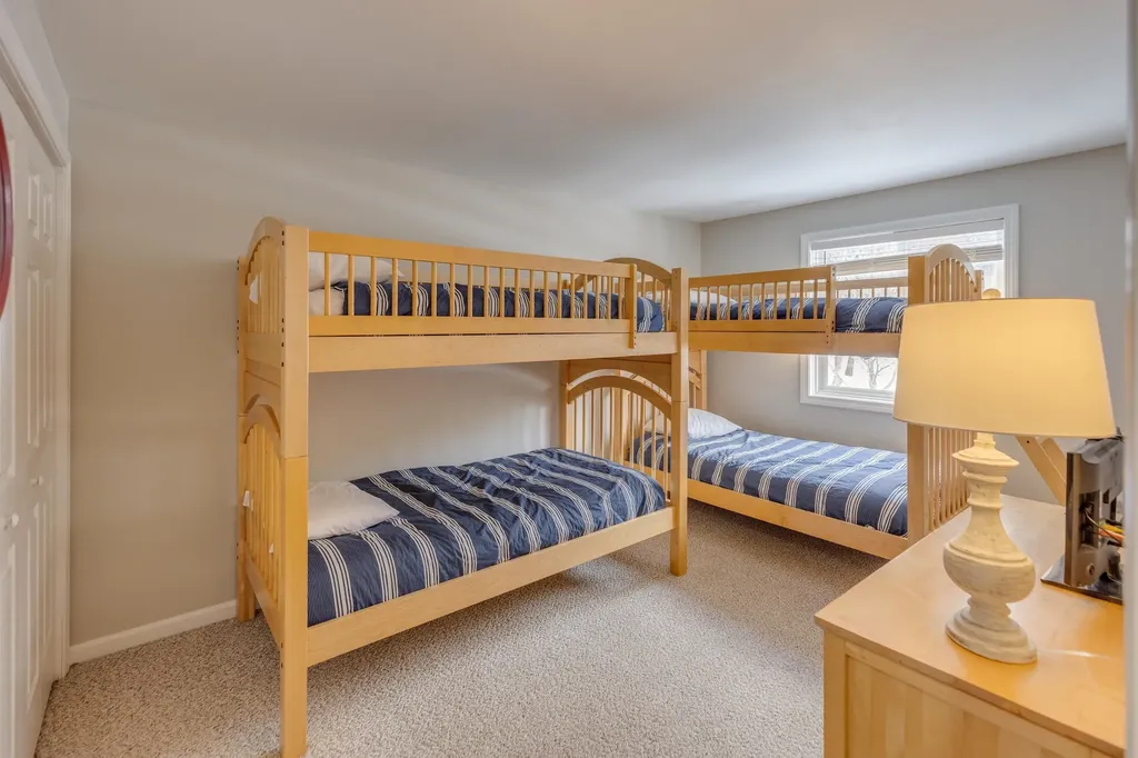 5 White Oak Lane Lincoln NH 03251