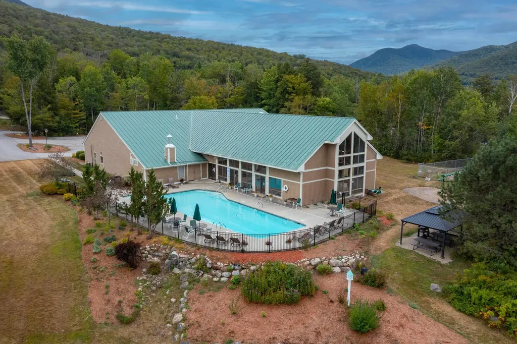 5 White Oak Lane Lincoln NH 03251