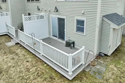 25 Woodland Green Rochester NH 03868