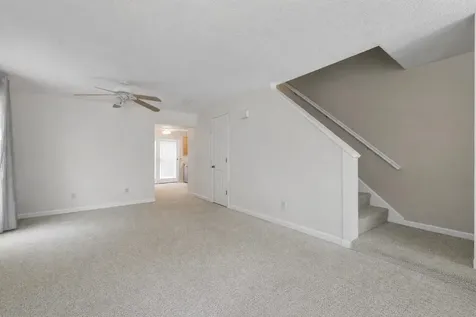 25 Woodland Green Rochester NH 03868