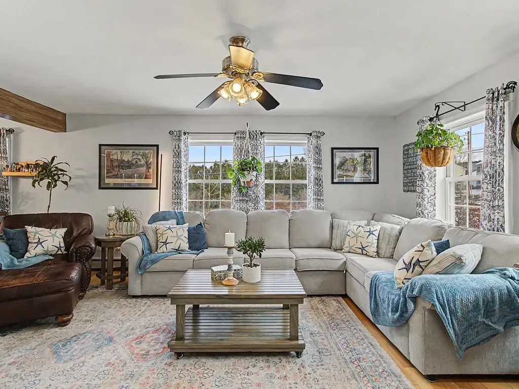 31 Horseshoe Circle Milton VT 05468