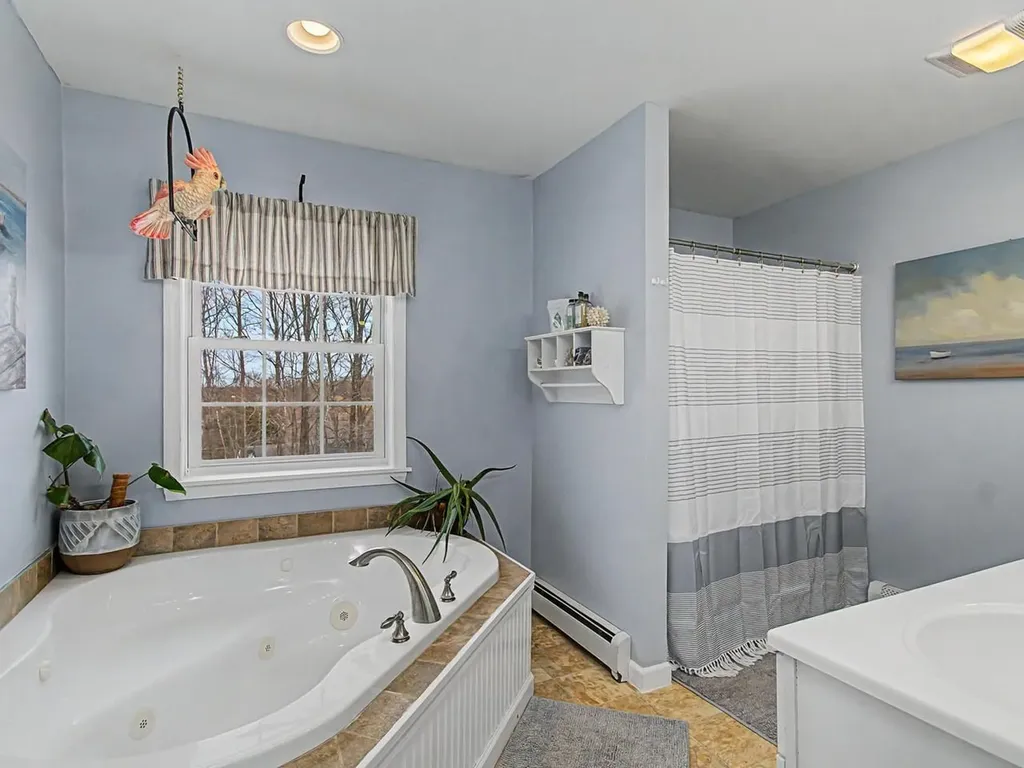 31 Horseshoe Circle Milton VT 05468