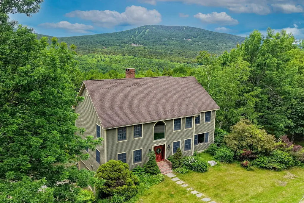 39 Wallis View Lane Ludlow VT 05149