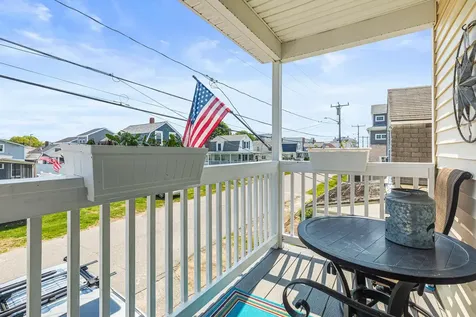 29 Nudd Avenue Hampton NH 03842