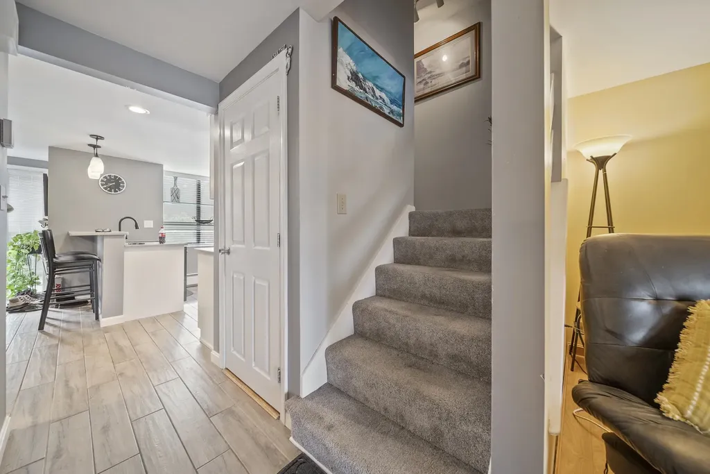 30 Spring Cove Road Nashua NH 03062