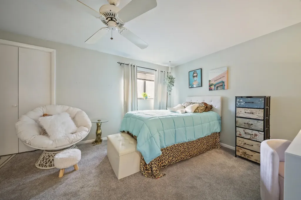 30 Spring Cove Road Nashua NH 03062