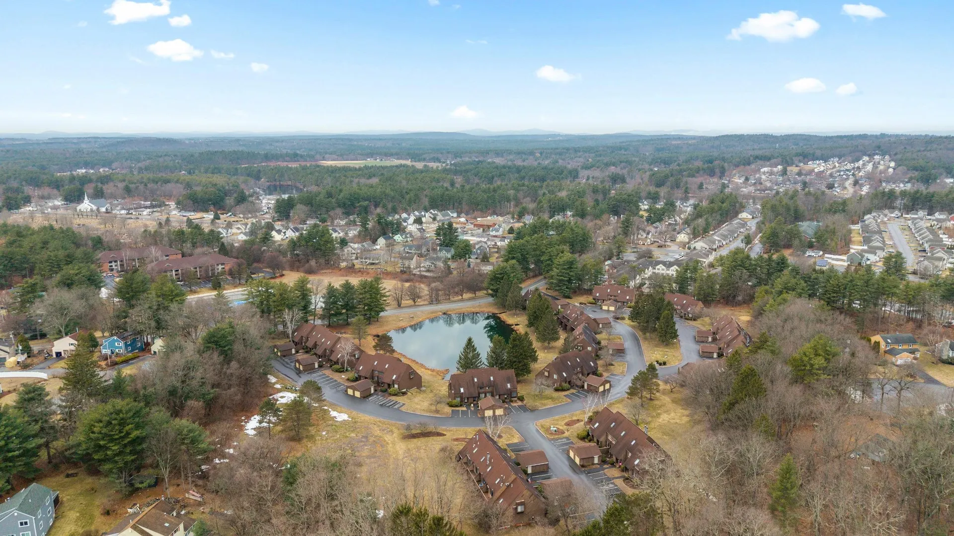 30 Spring Cove Road Nashua NH 03062