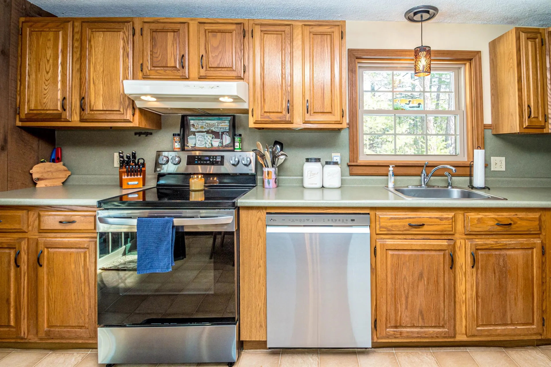 31 Mcgrew Drive Tamworth NH 03886