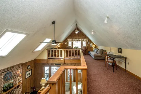 31 Mcgrew Drive Tamworth NH 03886
