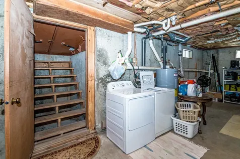31 Mcgrew Drive Tamworth NH 03886