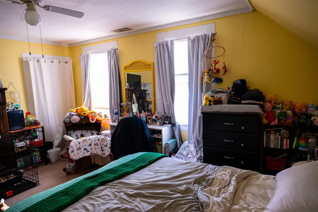 20 Baldwin Street Laconia NH 03246