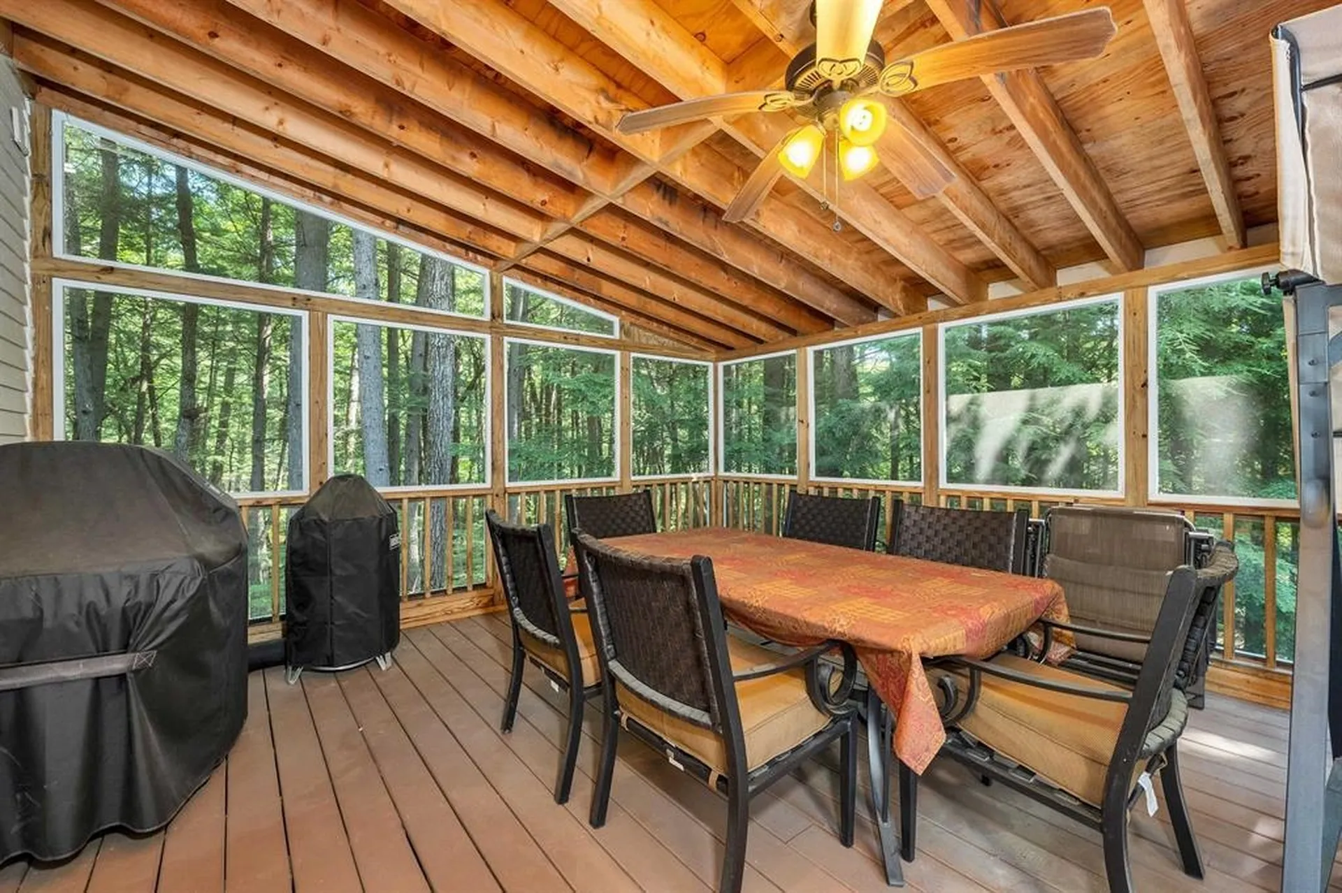 62 Spitzen Street Moultonborough NH 03254