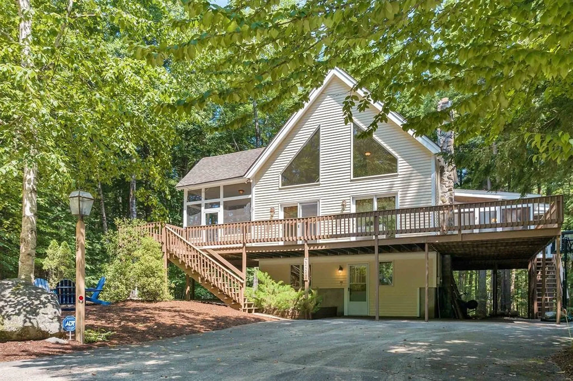 62 Spitzen Street Moultonborough NH 03254