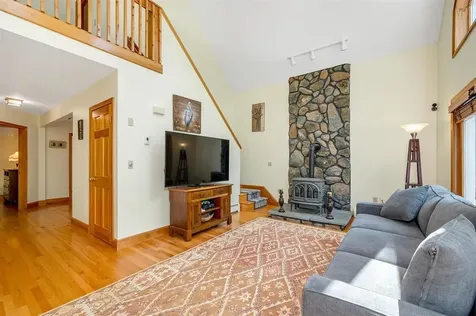 62 Spitzen Street Moultonborough NH 03254
