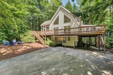 62 Spitzen Street Moultonborough NH 03254
