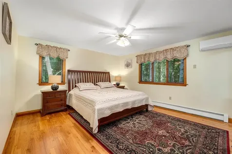 62 Spitzen Street Moultonborough NH 03254